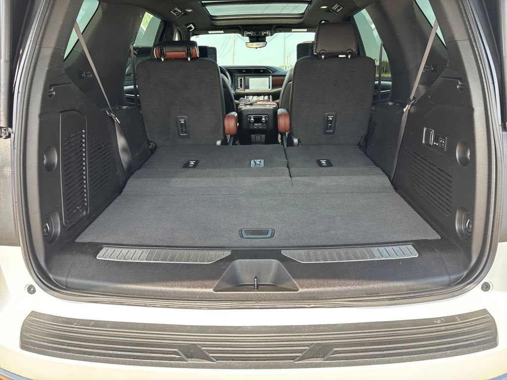 Used 2023 GMC Yukon Denali Ultimate image 27