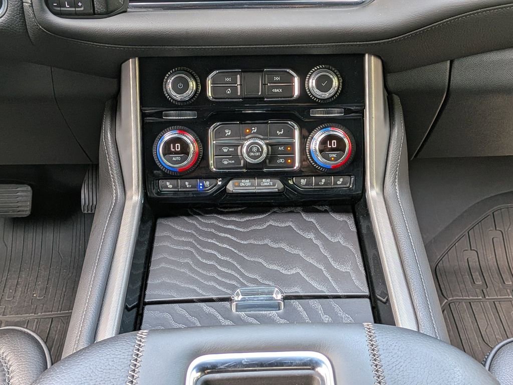 Used 2023 GMC Yukon Denali w/ LPO, Floor Liner Package image 18