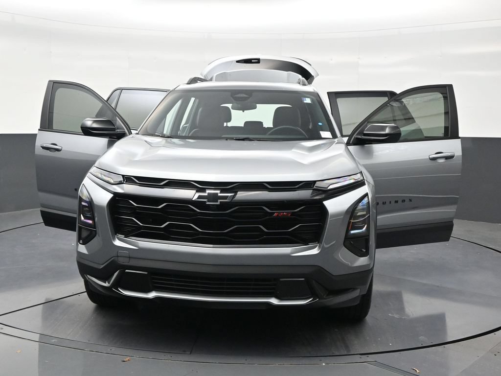 Used 2026 Chevrolet Equinox RS FWD image 33