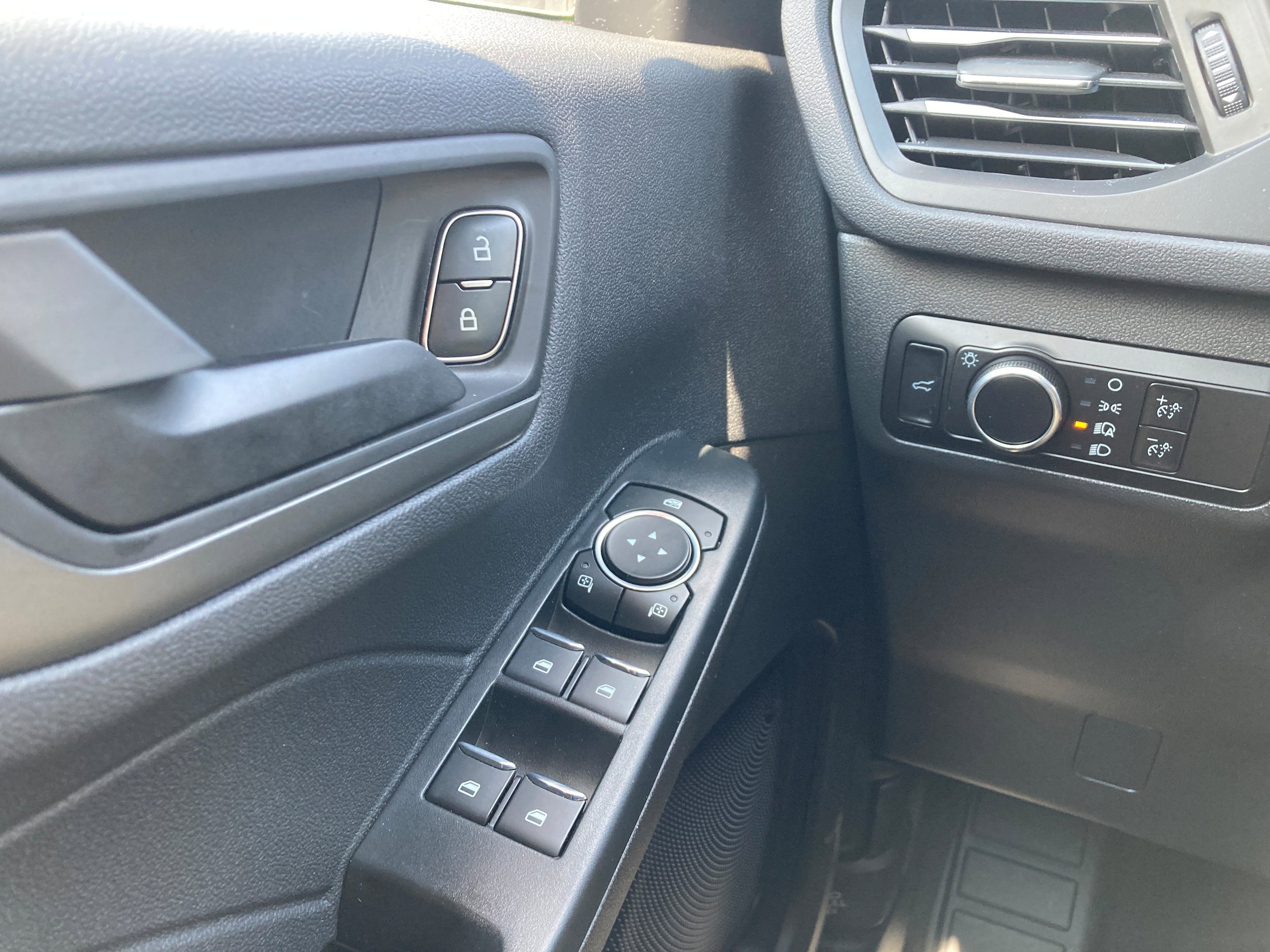 Used 2023 Ford Escape Active w/ Cold Weather Package FWD image 20