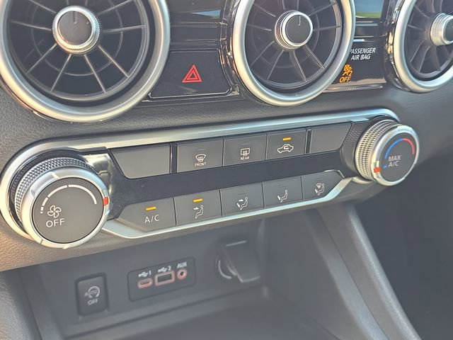 Certified 2025 Nissan Sentra SV image 24