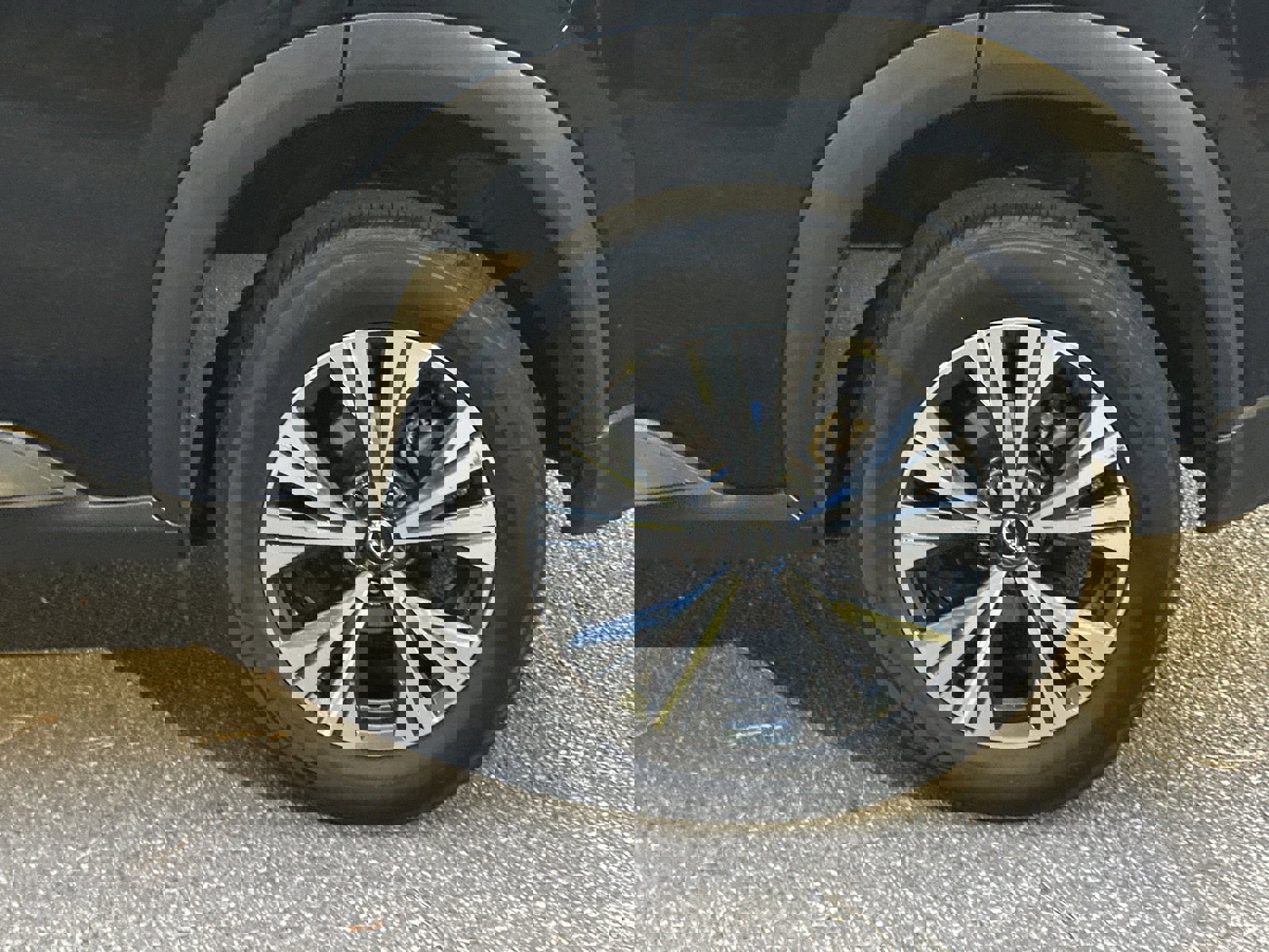 Used 2023 Nissan Rogue SV image 19