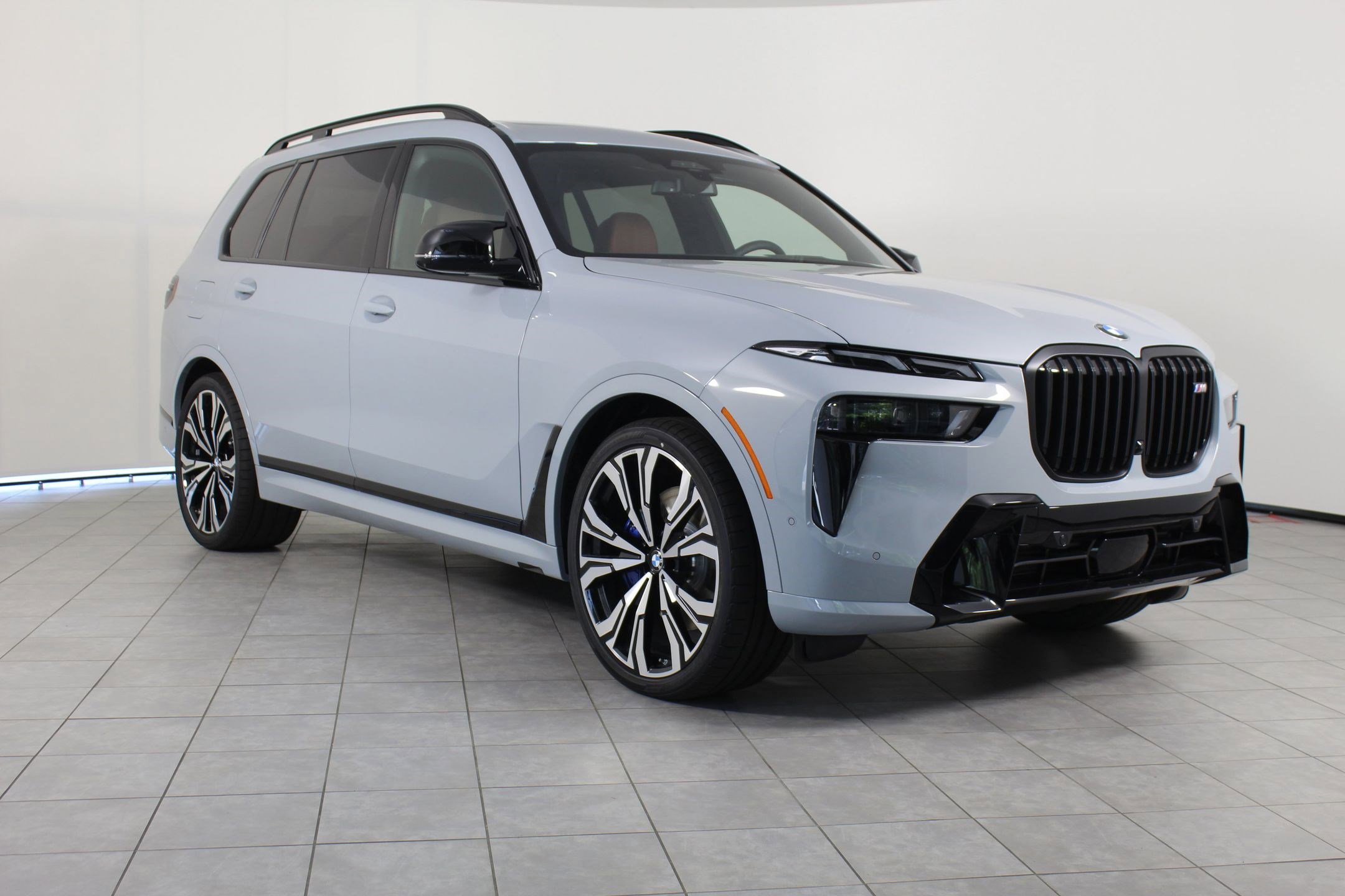New 2026 BMW X7 M60i image 7