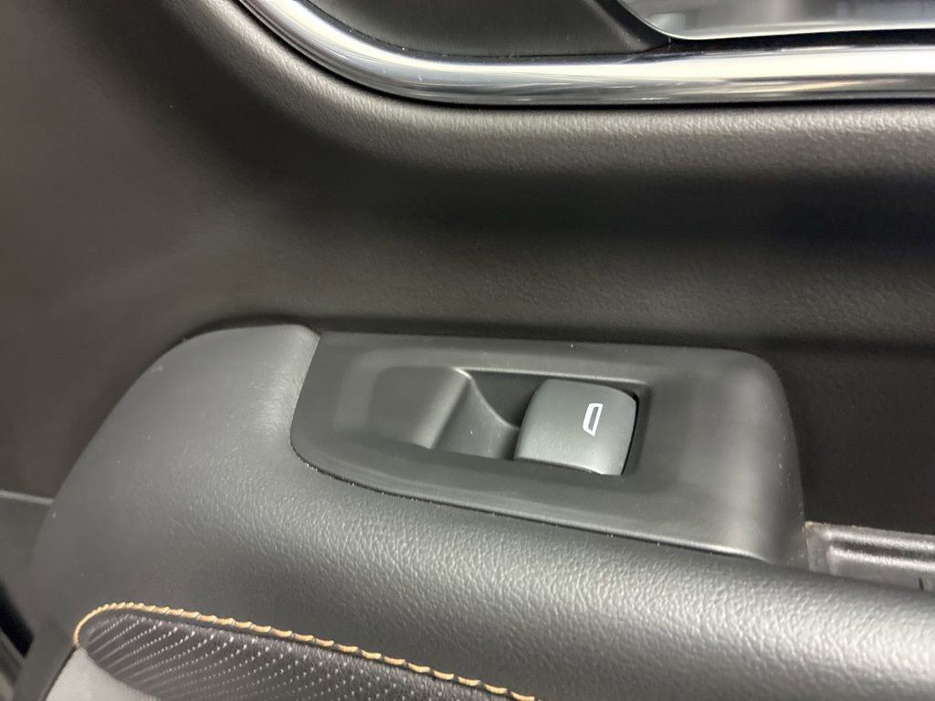 Used 2023 GMC Yukon AT4 image 48