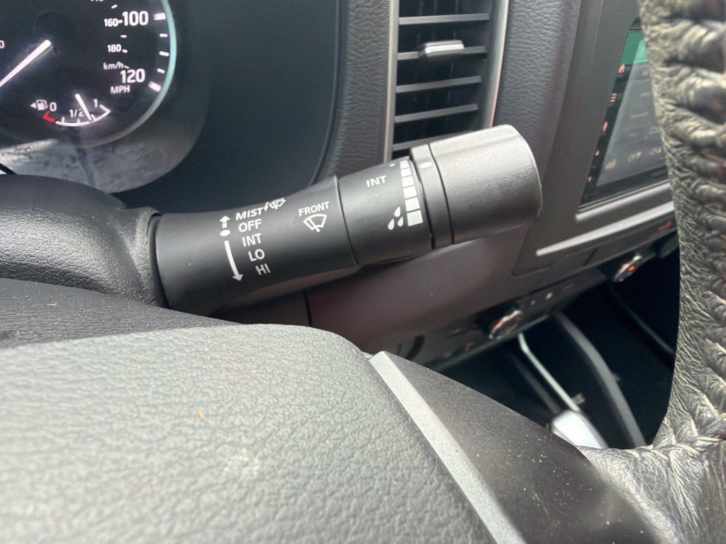 Used 2022 Nissan Frontier SV RWD image 31