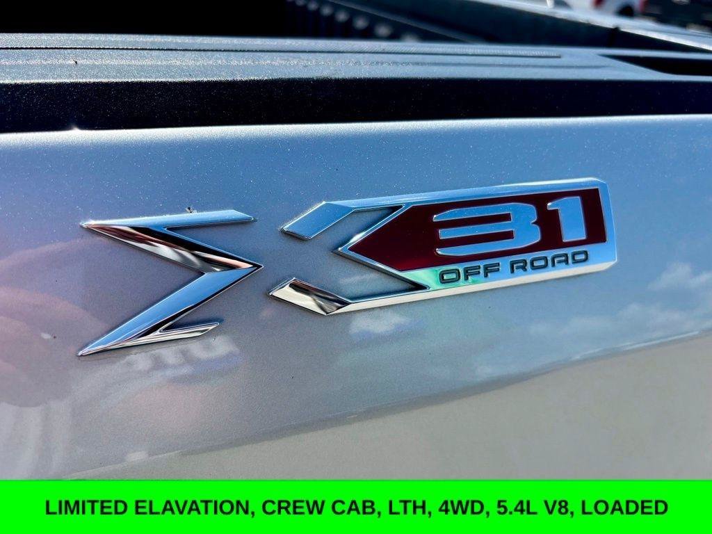 Used 2022 GMC Sierra 1500 Elevation w/ LPO, Elevation Black Package AWD/4WD image 12
