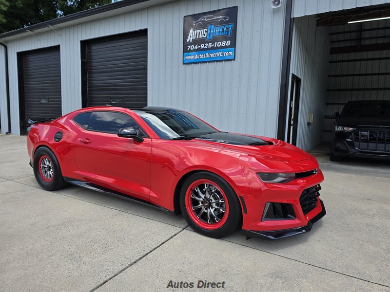 Used 2017 Chevrolet Camaro ZL1 RWD image 14
