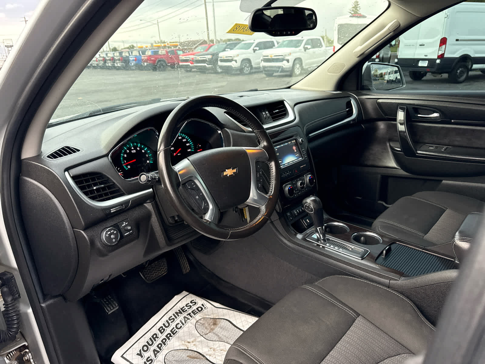 Used 2017 Chevrolet Traverse LT AWD/4WD image 13