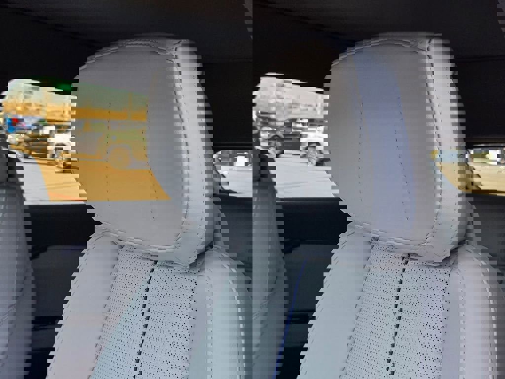 New 2026 Cadillac Optiq Sport 2 w/ LPO, Floor Liner Package image 12