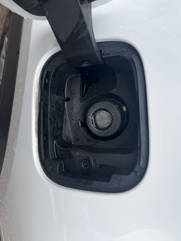 Used 2025 Chevrolet Equinox LT image 34