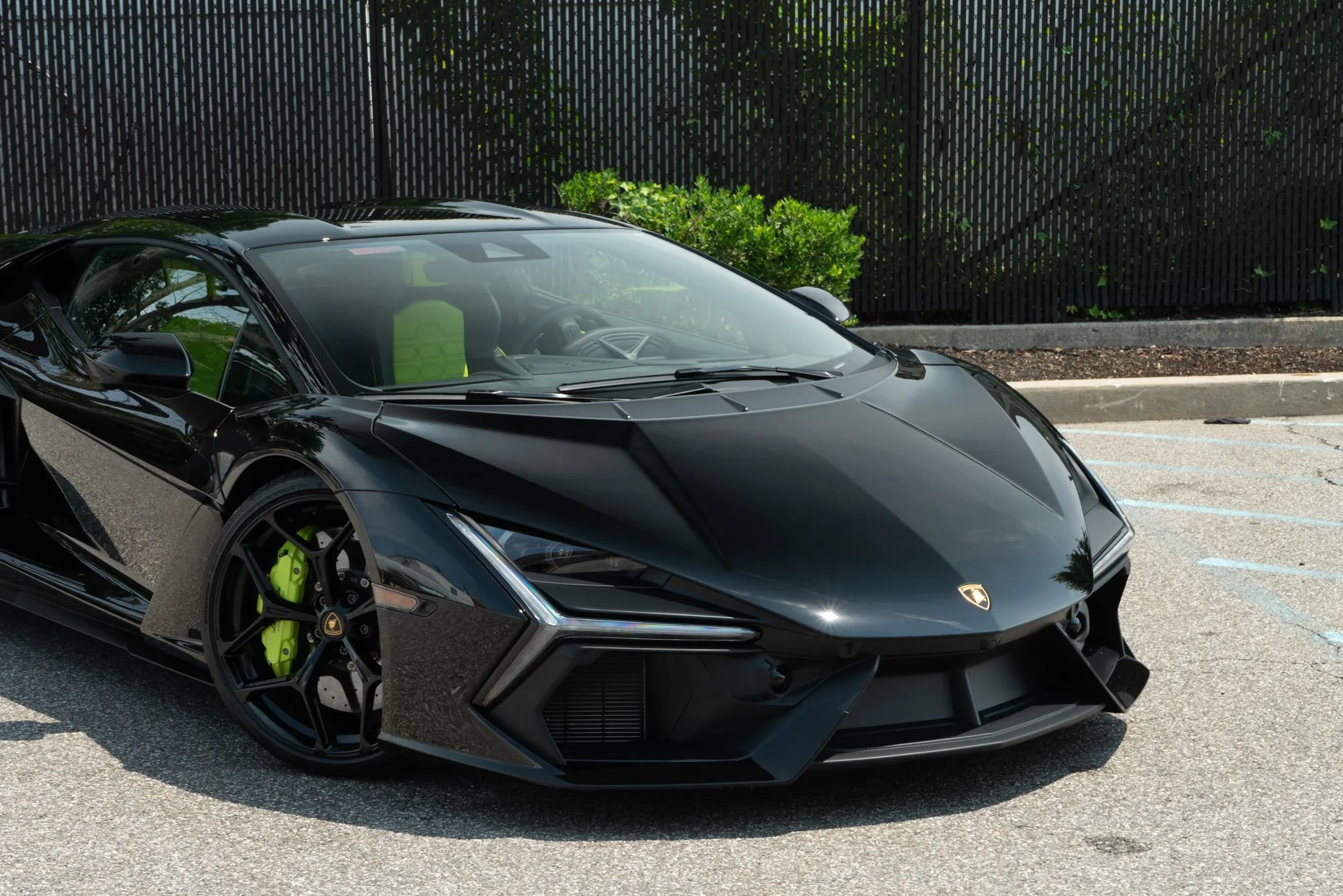 Used 2024 Lamborghini Revuelto AWD/4WD image 33