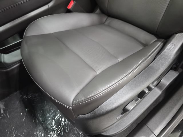 New 2026 Cadillac XT5 Premium Luxury w/ LPO, ONYX Package FWD image 25