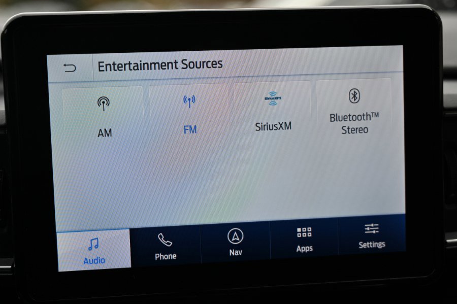 Used 2021 Ford Explorer Limited image 24