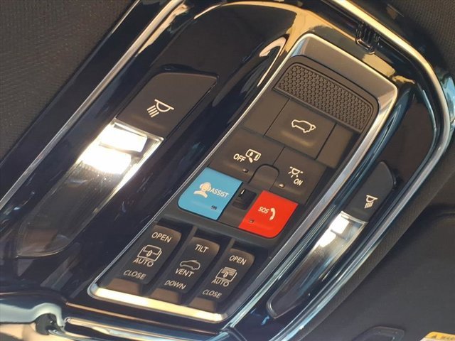 Used 2023 Jeep Grand Cherokee L Summit w/ Luxury Tech Group V image 22