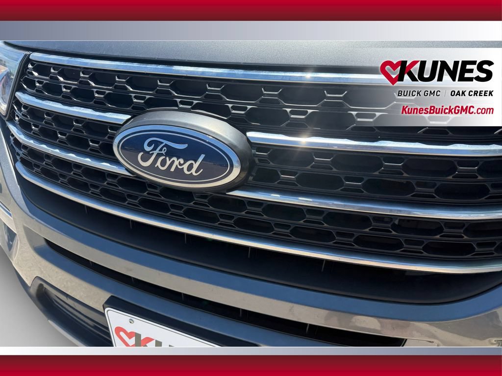 Used 2023 Ford Explorer XLT w/ Equipment Group 202A AWD/4WD image 11