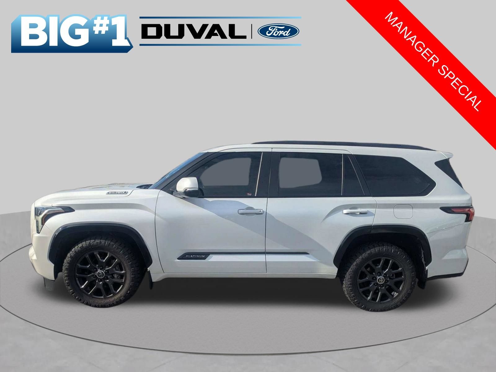 Used 2024 Toyota Sequoia Platinum AWD/4WD image 7