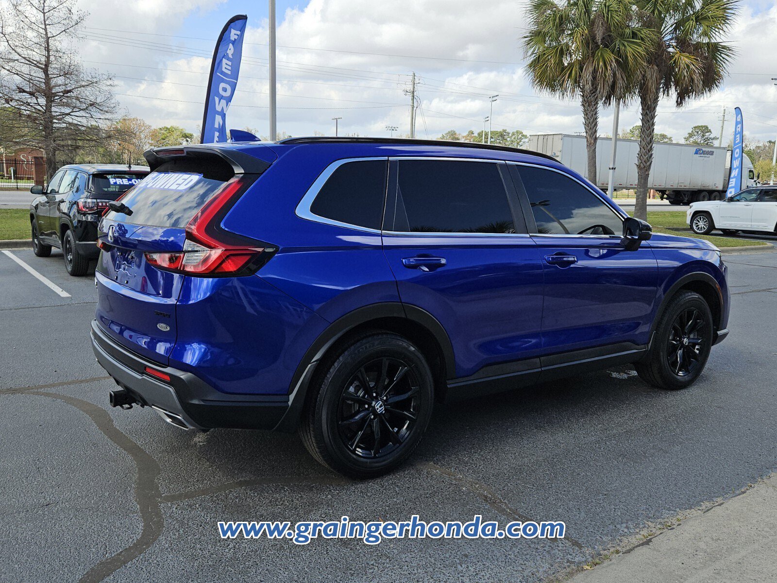 Certified 2025 Honda CR-V Sport image 5