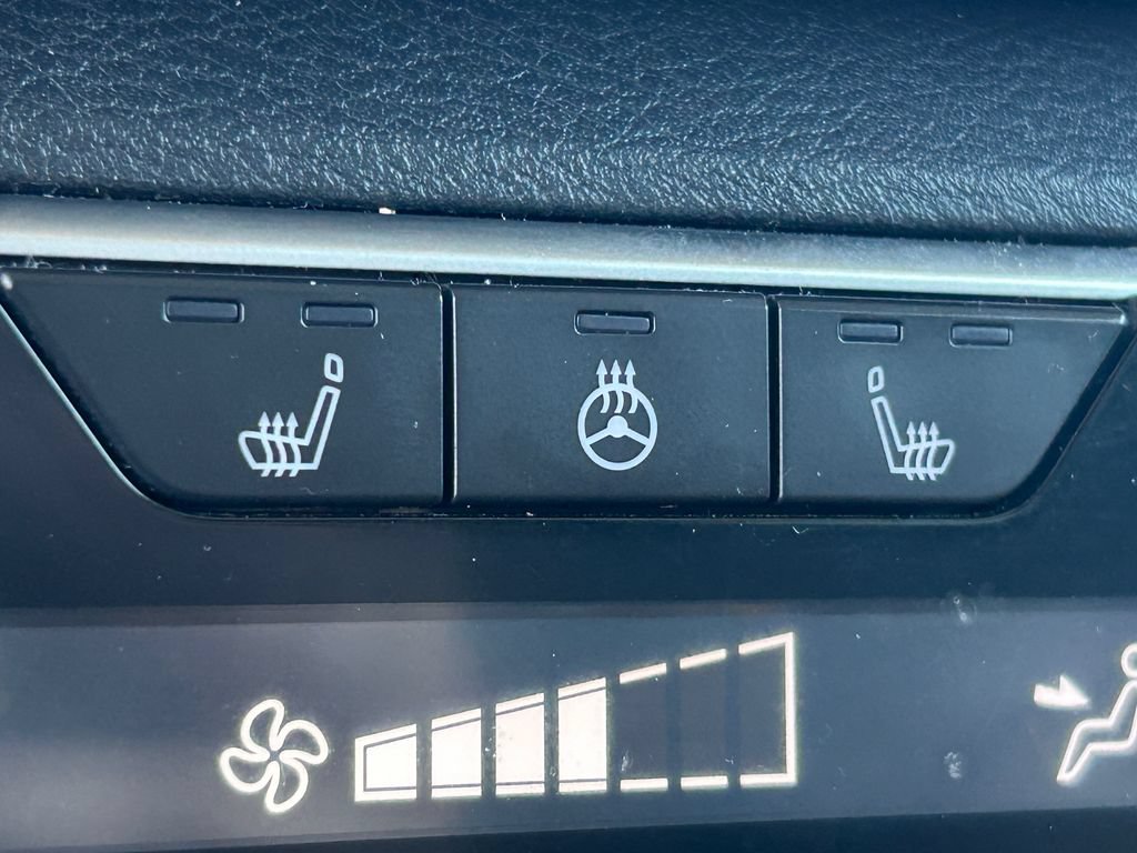 Used 2023 Nissan Altima 2.5 SL FWD image 16