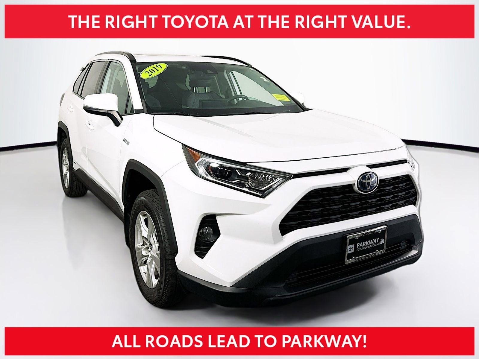 Used 2019 Toyota RAV4 XLE AWD/4WD image 1