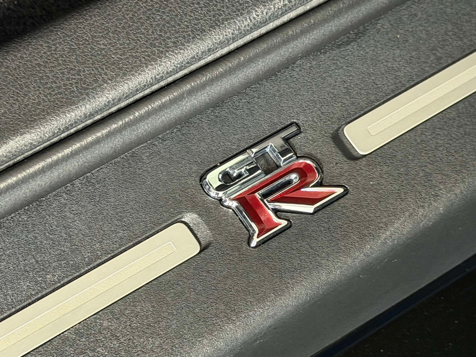 Used 2021 Nissan GT-R Premium AWD/4WD image 25