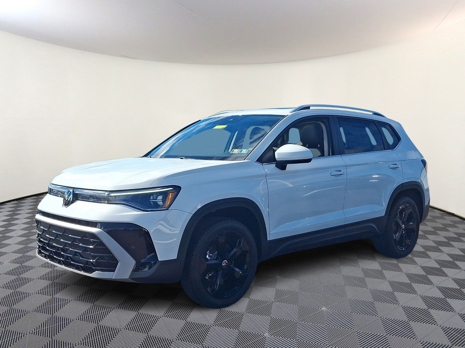 New 2027 Volkswagen Taos SEL AWD/4WD image 2