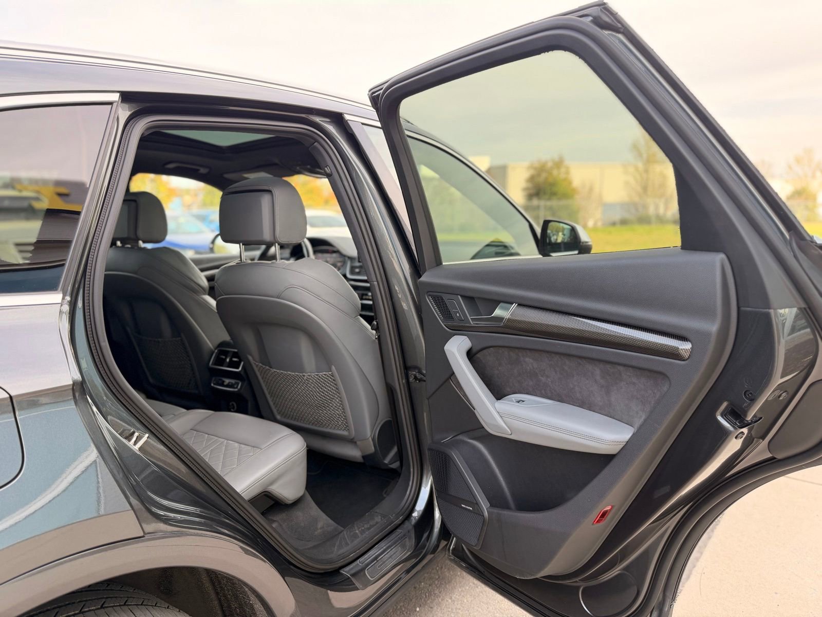 Used 2018 Audi SQ5 Prestige image 19