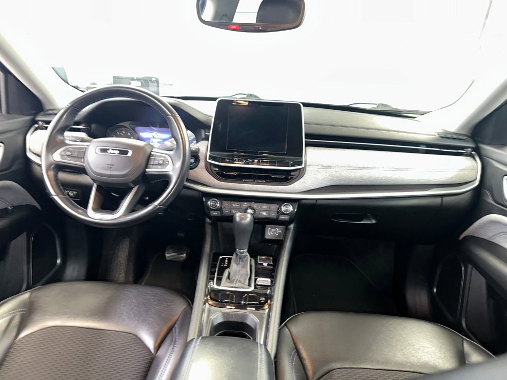 Used 2022 Jeep Compass Latitude w/ Convenience Group image 29