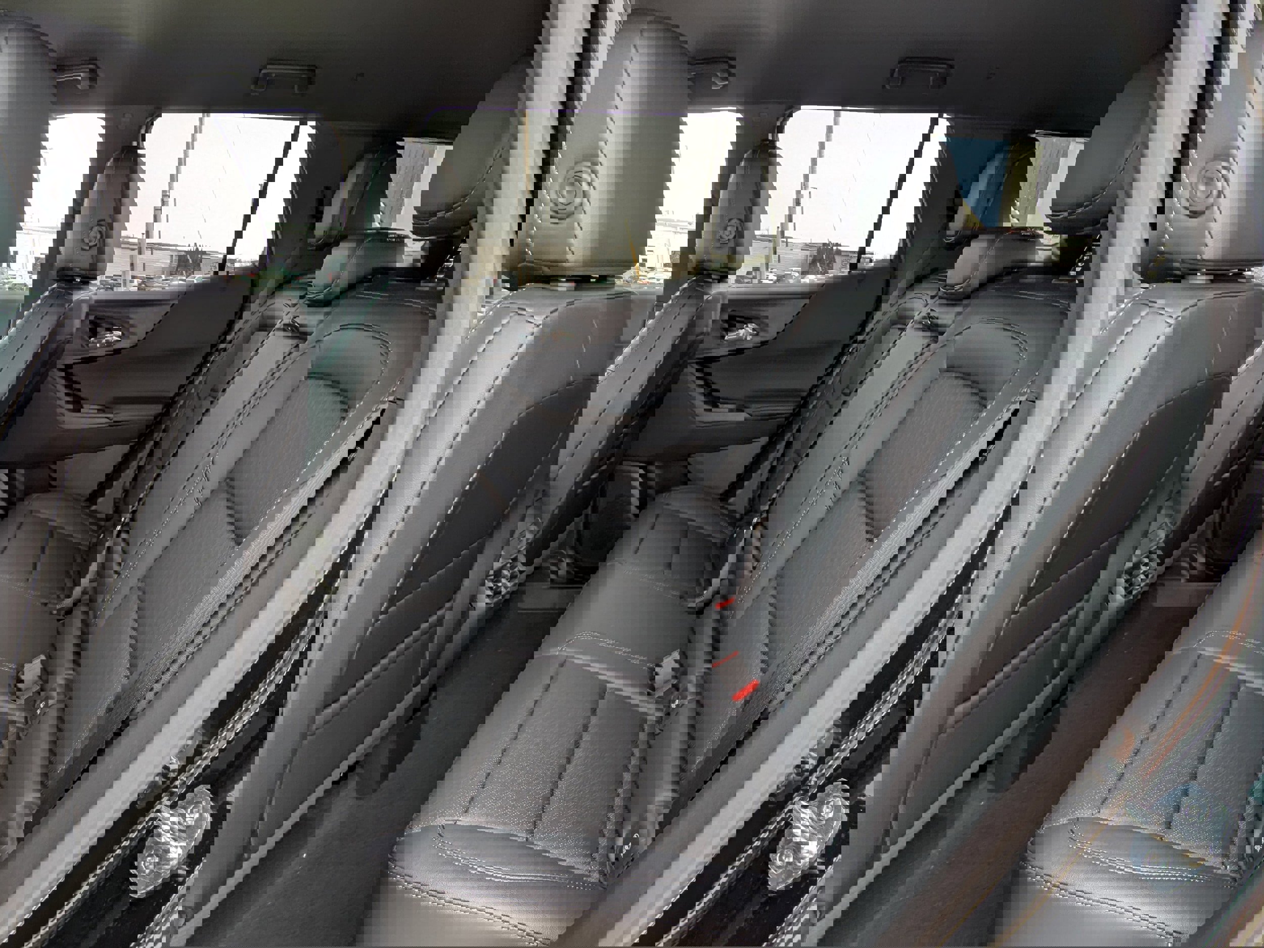 New 2026 Chevrolet Equinox LT w/ Convenience Package II image 3