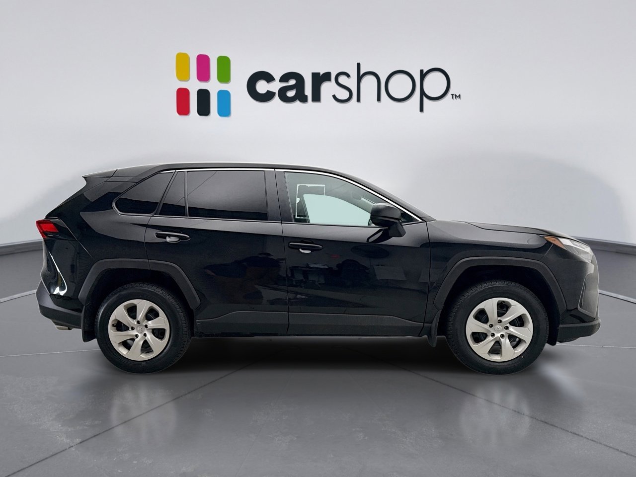 Used 2024 Toyota RAV4 LE image 6