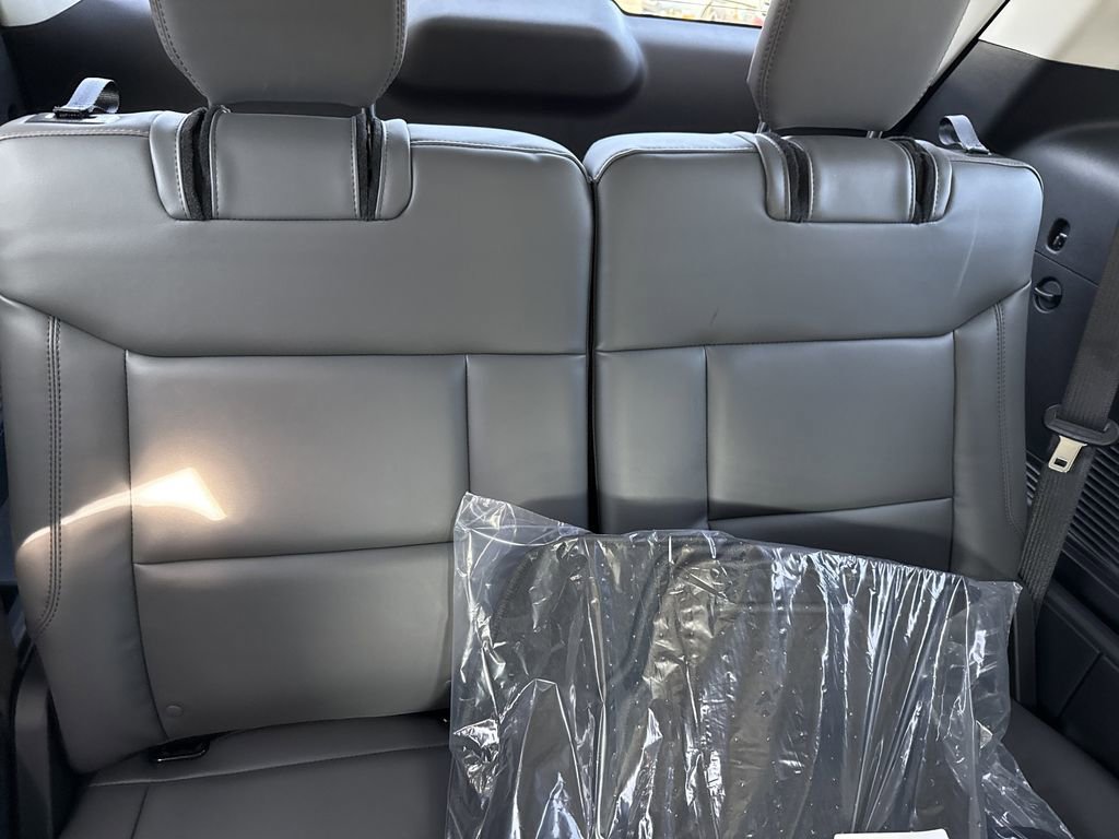 New 2026 Ford Explorer Active w/ Active Comfort Package image 16