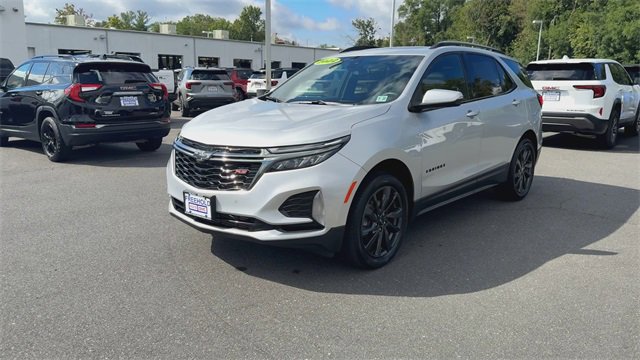 Certified 2022 Chevrolet Equinox RS w/ RS Leather Package image 4