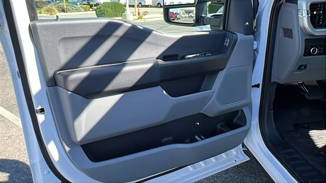 New 2026 Ford F250 XL w/ XL Chrome Package image 17