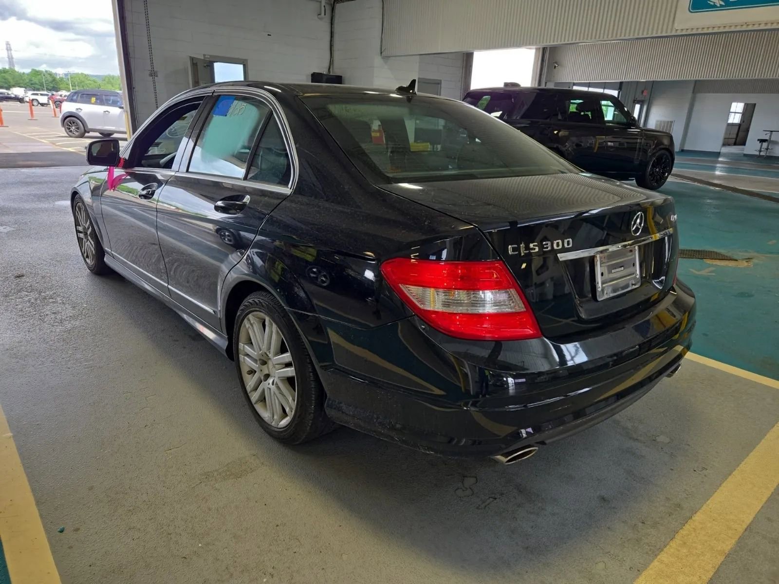 Used 2009 Mercedes-Benz C 300 4MATIC Sedan image 6
