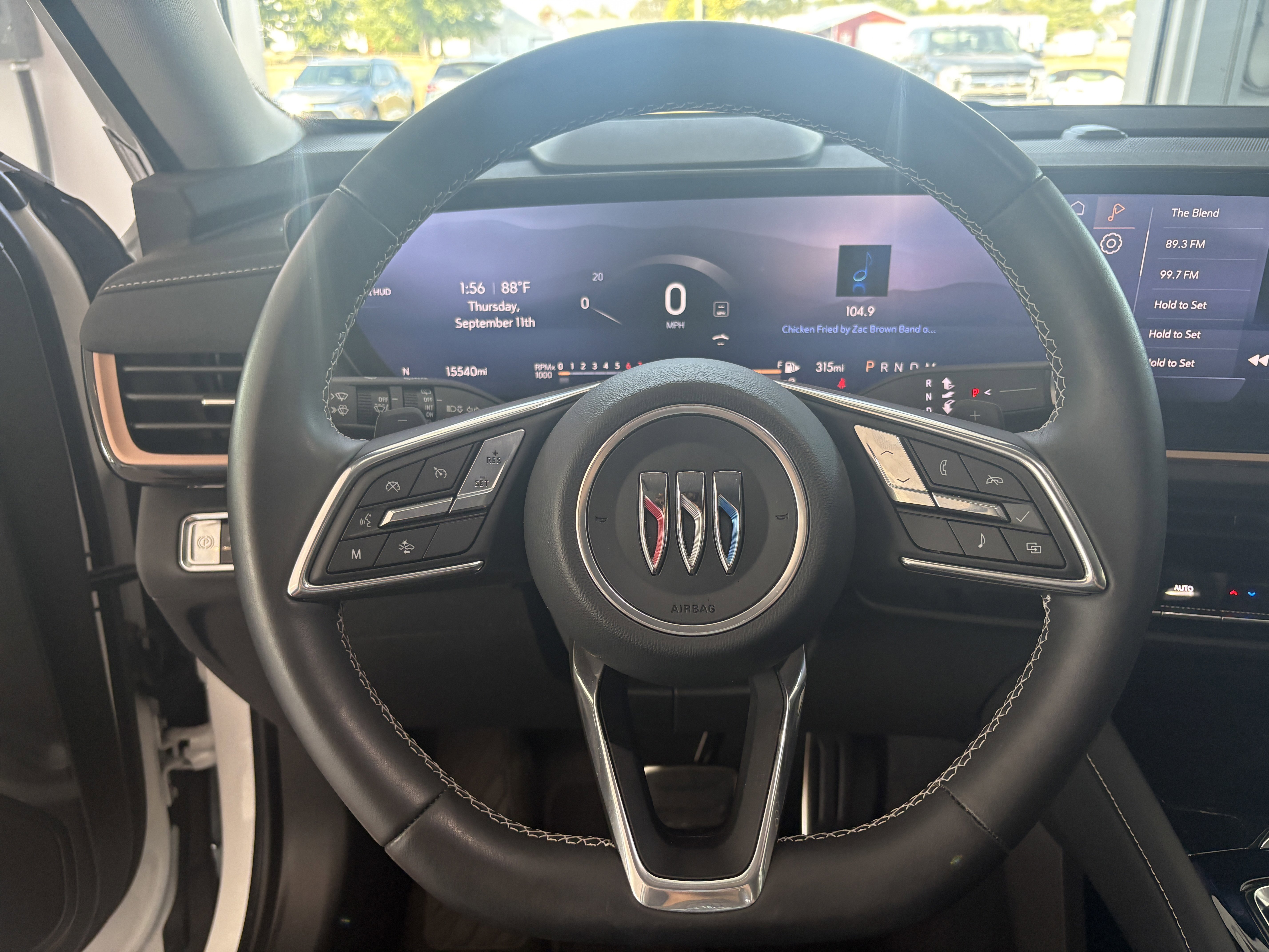 Used 2025 Buick Envision Sport Touring image 10