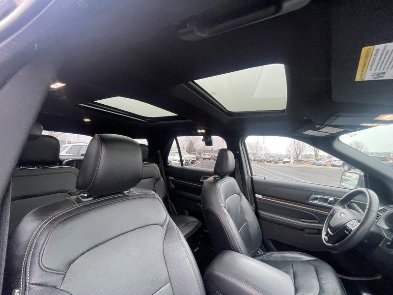 Used 2019 Ford Explorer Limited image 7