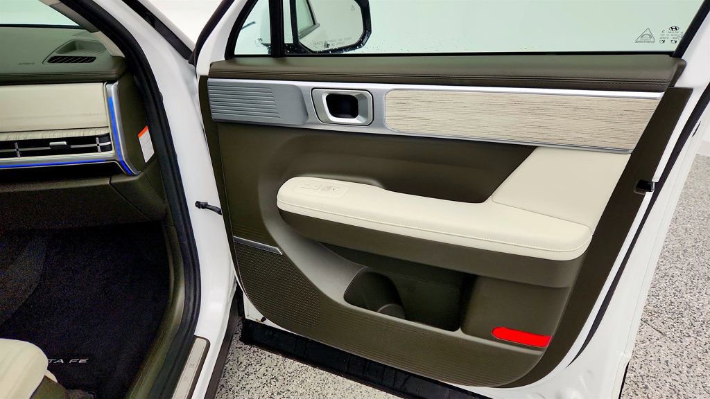 Used 2025 Hyundai Santa Fe Calligraphy image 27