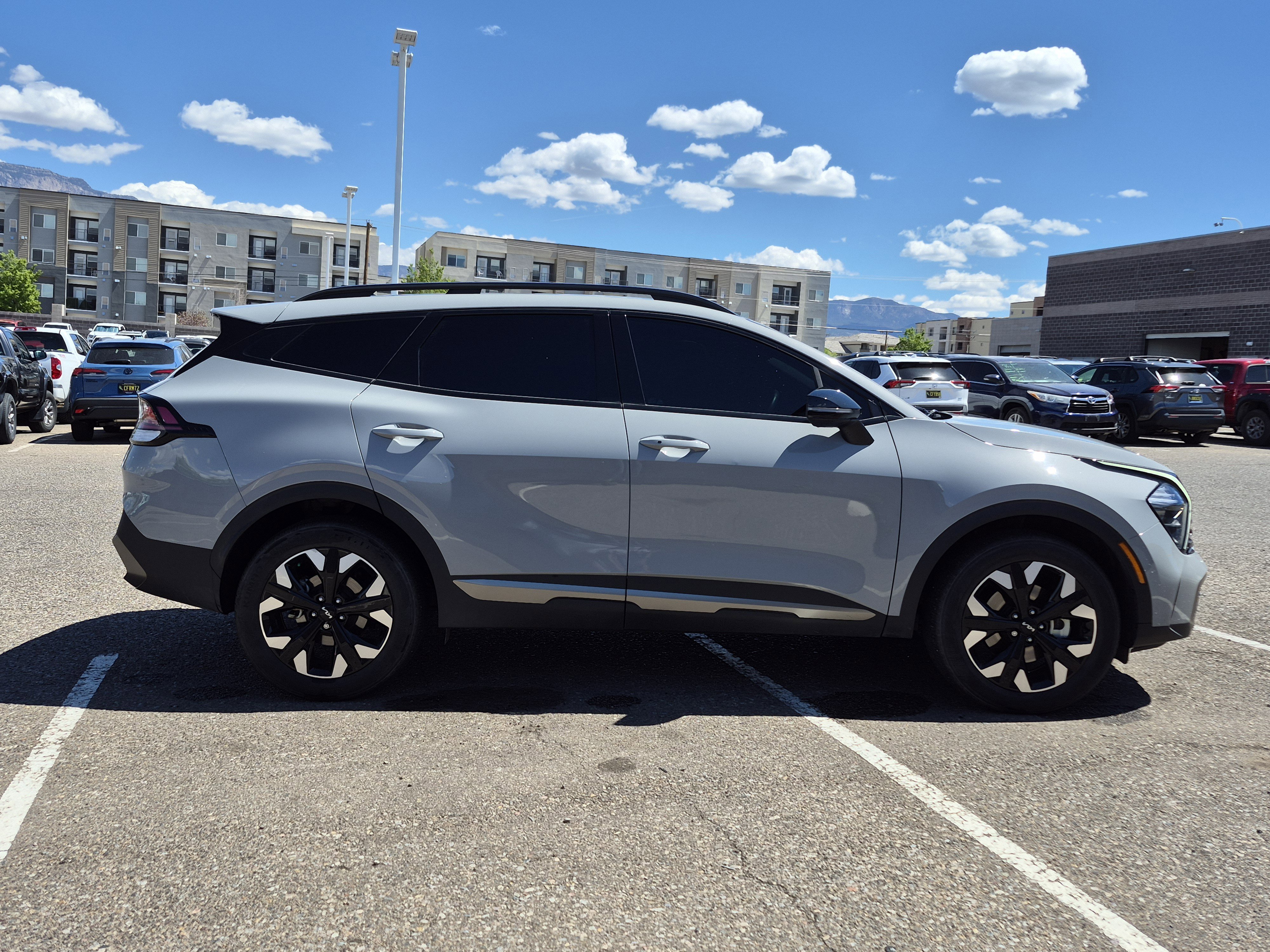 Used 2023 Kia Sportage X-Line w/ X-Line Premium Package image 6