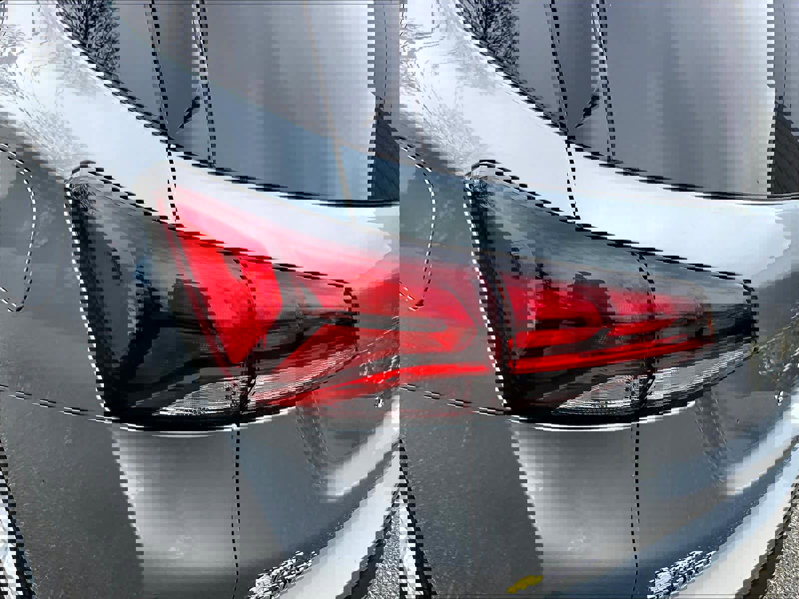 Used 2024 Chevrolet Equinox LT image 32