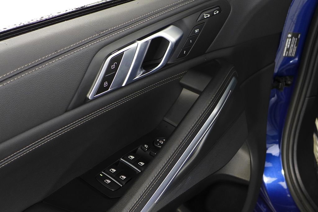 Certified 2023 BMW X6 xDrive40i w/ M Sport Package image 12