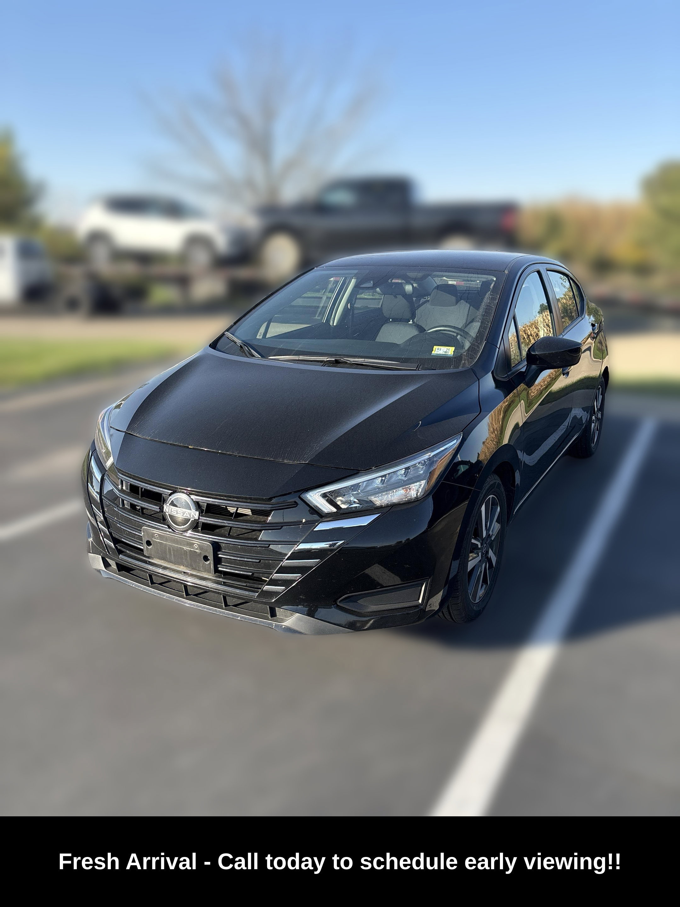 Used 2025 Nissan Versa SV FWD image 2