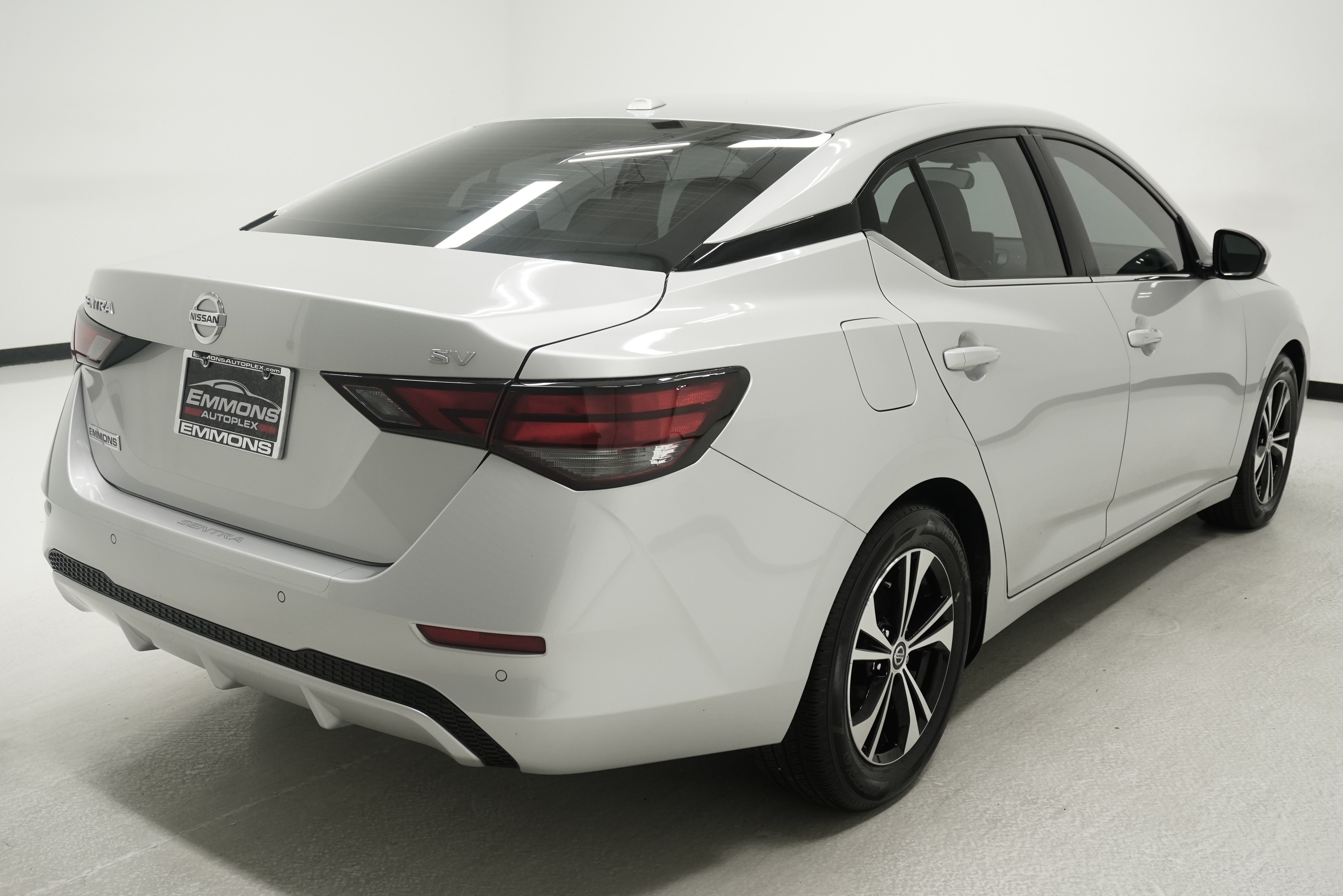 Used 2023 Nissan Sentra SV FWD image 4