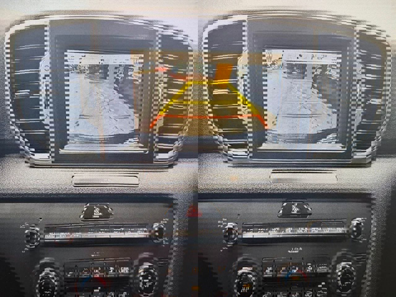 Used 2018 Kia Sportage LX w/ LX Popular Package image 8