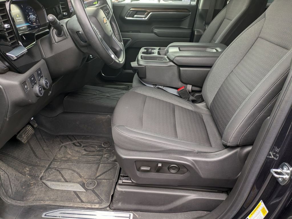 Used 2023 Chevrolet Silverado 1500 LT image 19