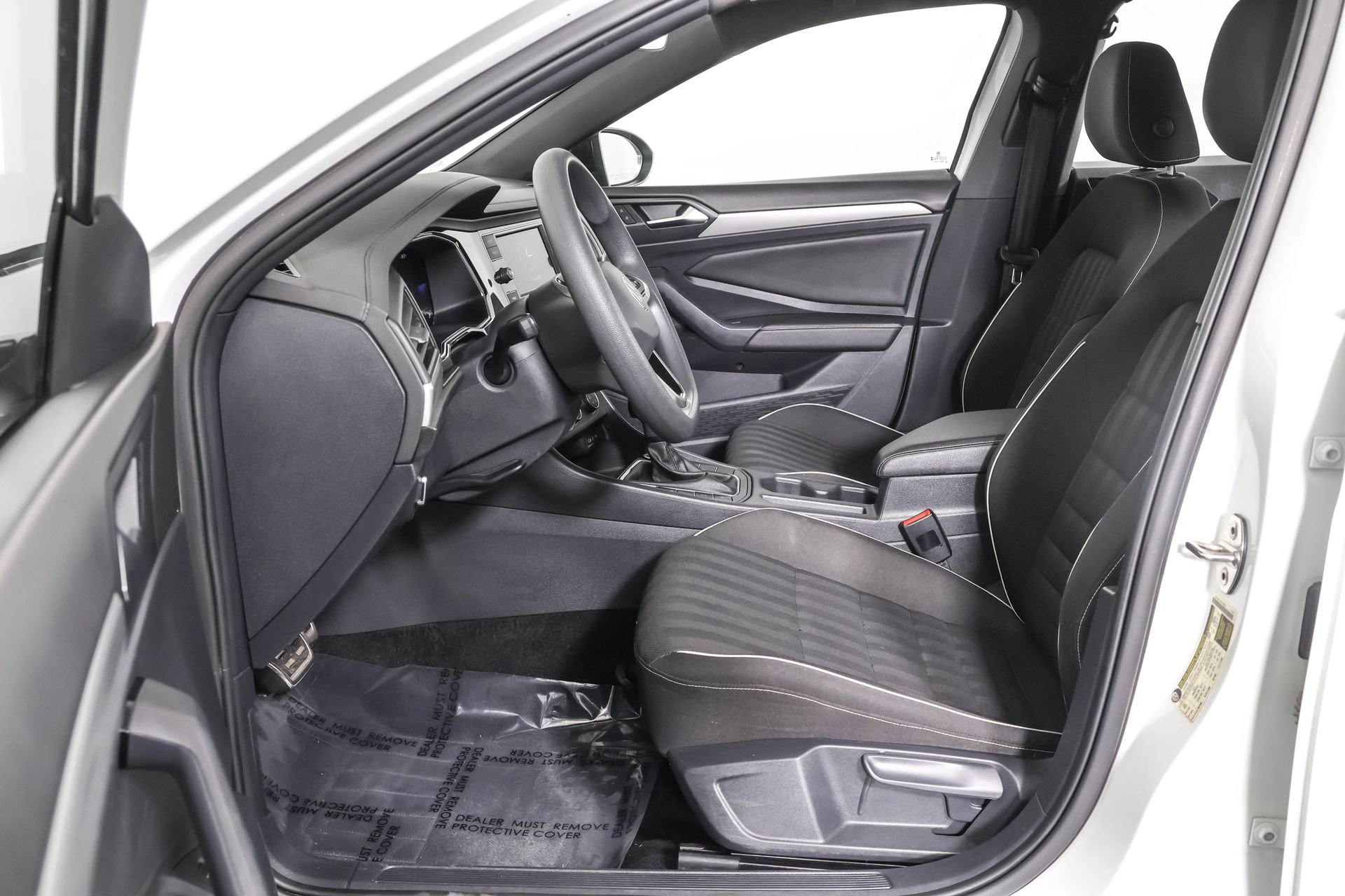 Used 2023 Volkswagen Jetta Sport image 6