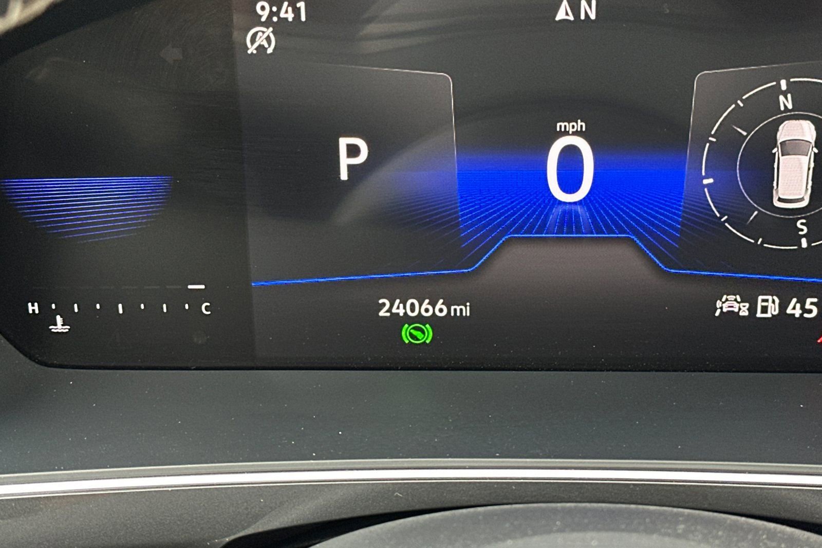 Used 2023 Volkswagen Tiguan SE w/ Panoramic Sunroof Package FWD image 28