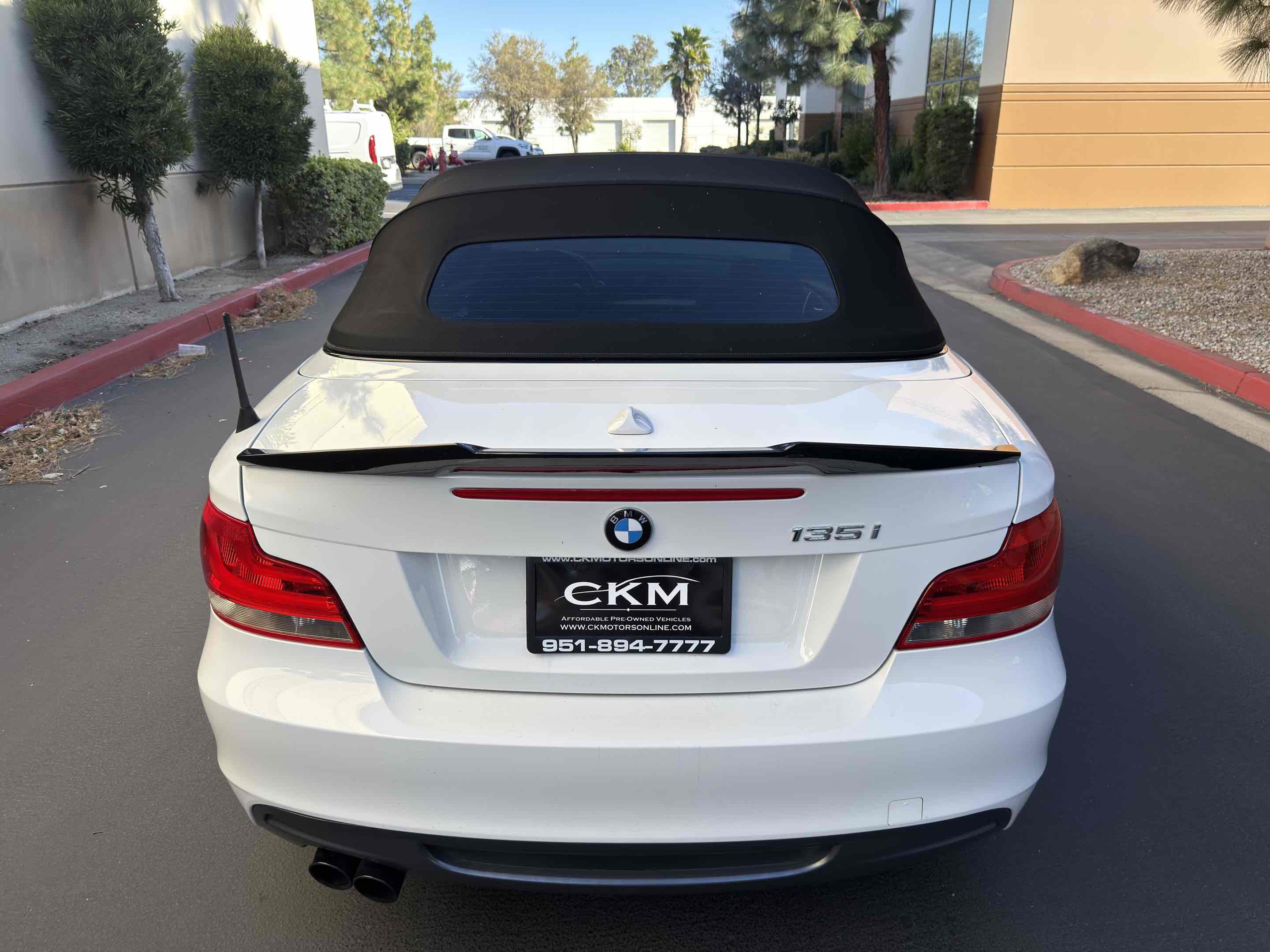 Used 2012 BMW 135i Convertible image 15