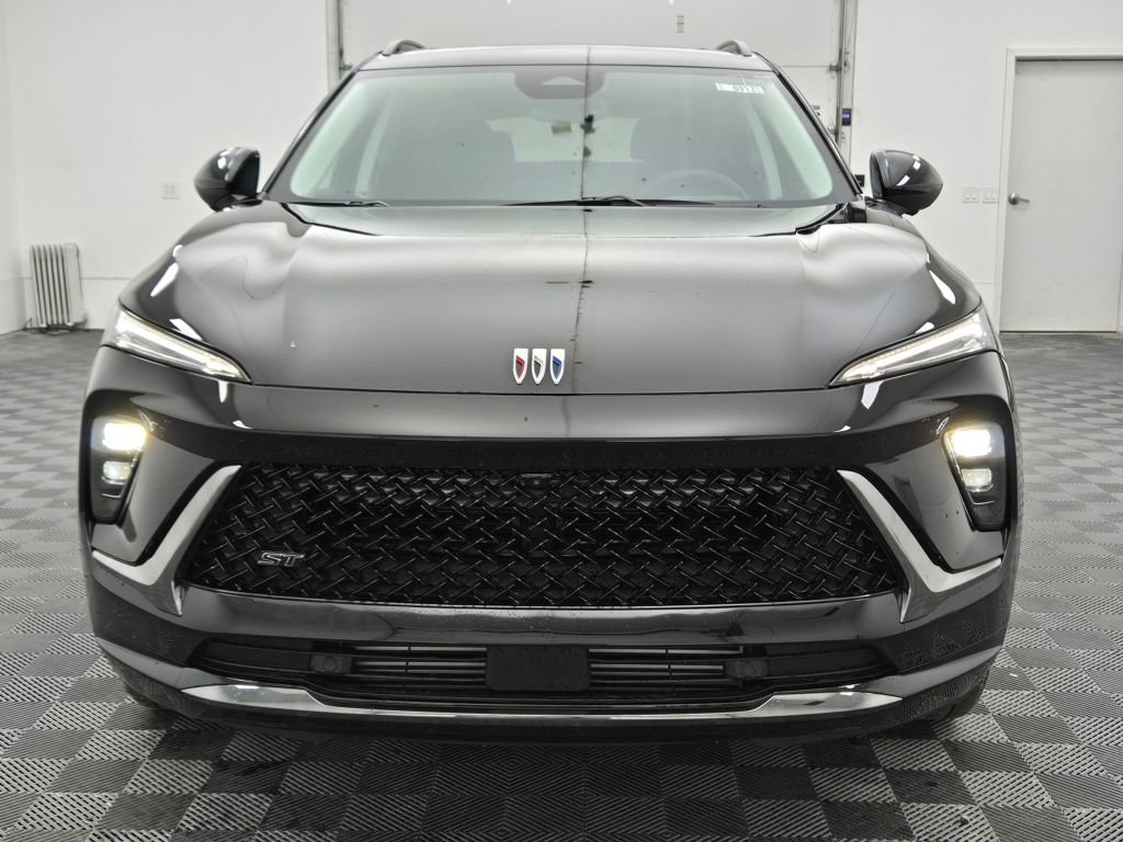 New 2025 Buick Envision Sport Touring image 18