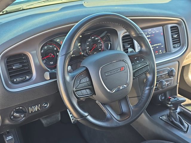 Used 2022 Dodge Charger R/T w/ Driver Convenience Group image 16