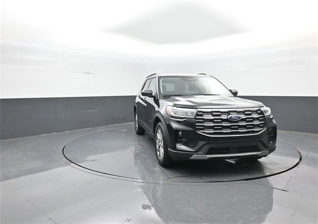 New 2026 Ford Explorer Active w/ Active Comfort Package image 2