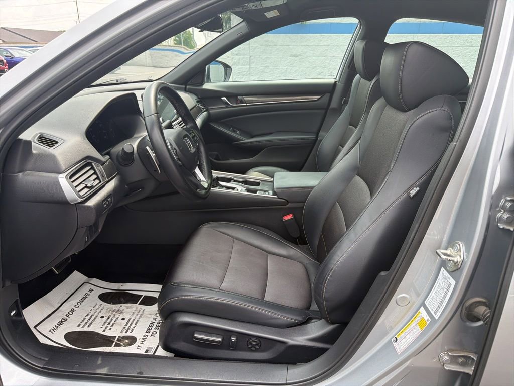 Certified 2018 Honda Accord Sport image 16